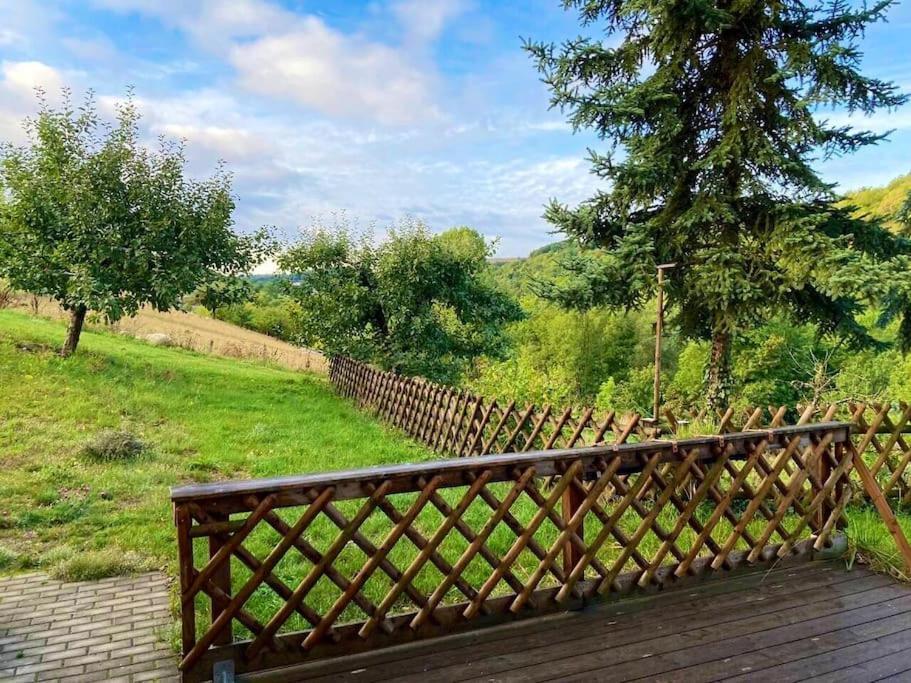 Ferienwohnung Niederstetten Ngoại thất bức ảnh
